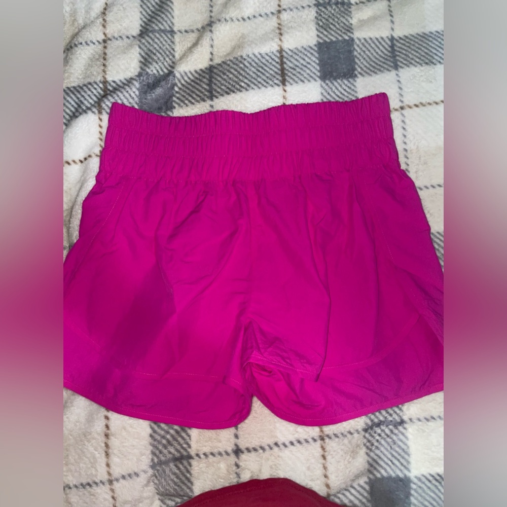 ! SOLD ! Zenana smocked windbreaker shorts